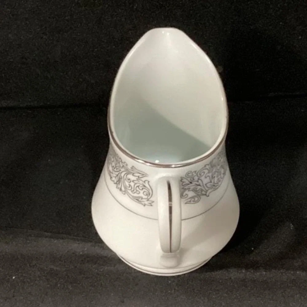 Brookwood Porcelain by Interpace‎ Corporation M2001 Santiago Creamer & Sugar